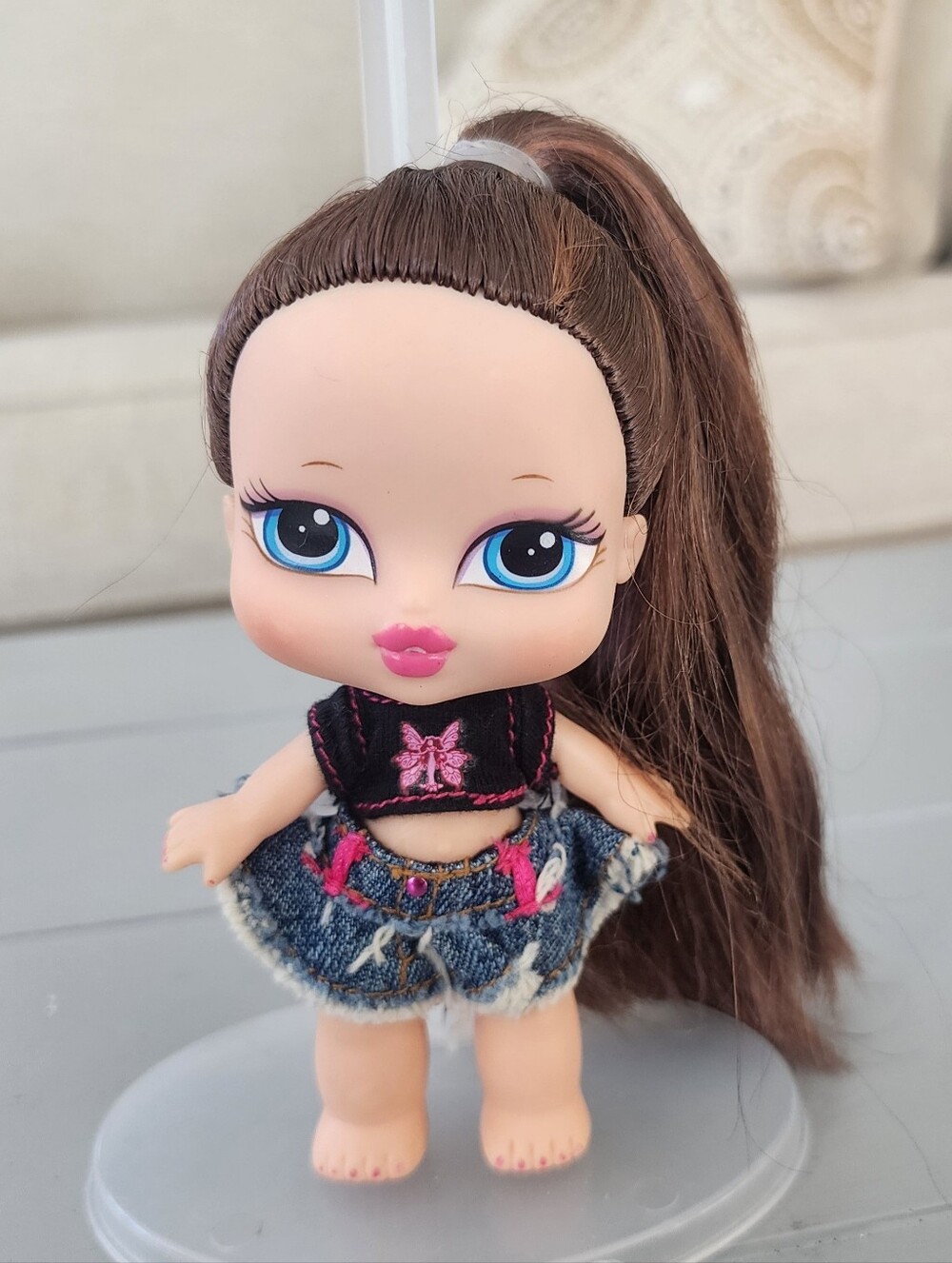 MGA Bratz Babyz Baby Doll In Denim Skirt Brunette Blue Eyes Beautiful